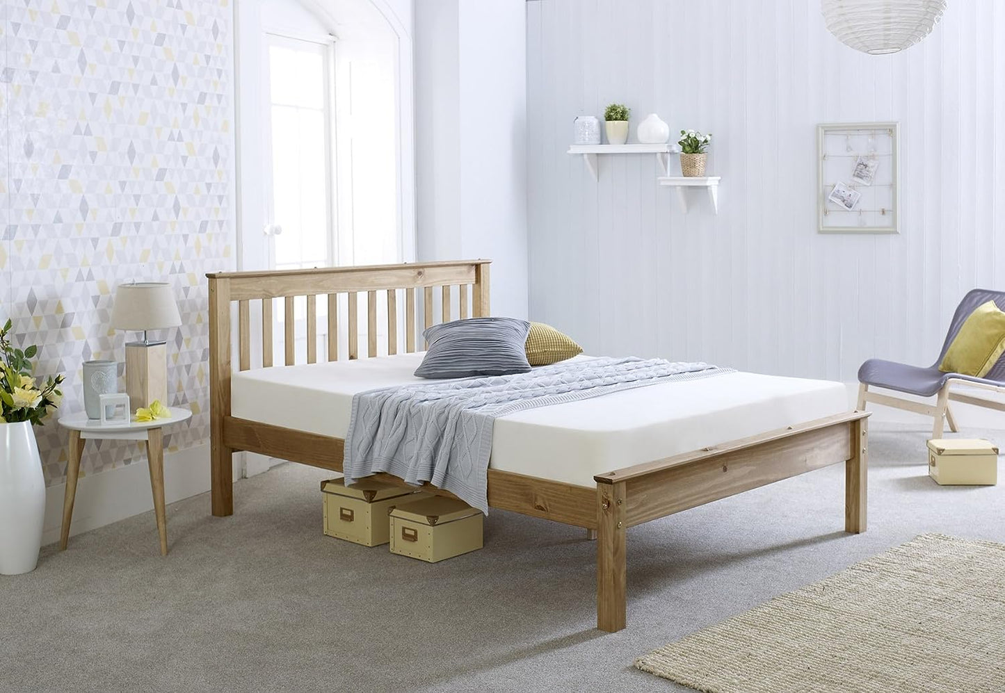 Antique Pine Wooden Queen Max Bed