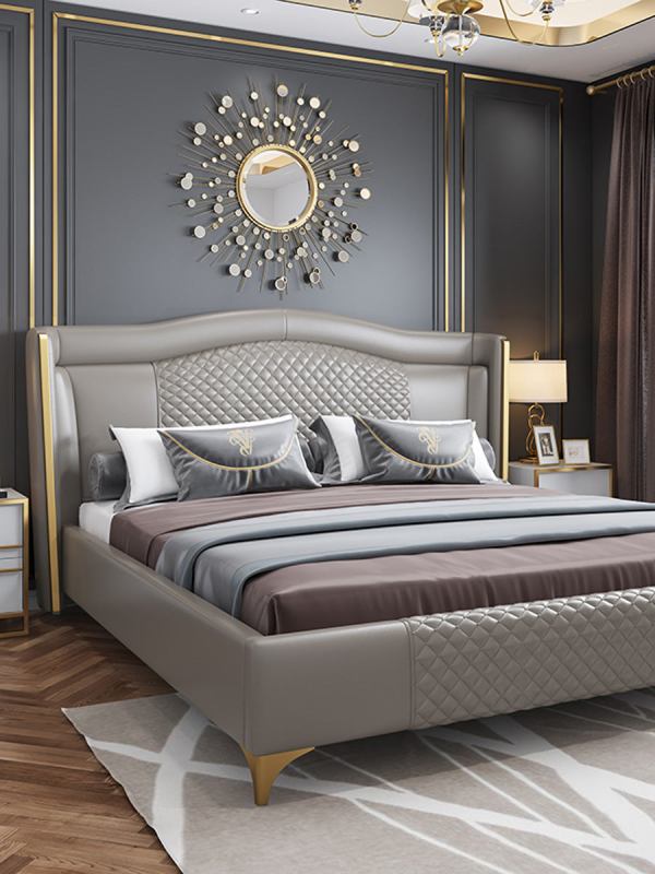 Roman classic Bed with glam look
