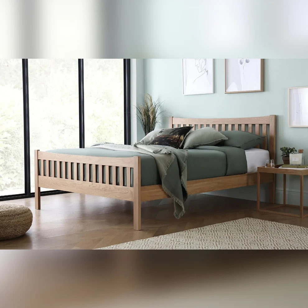 Mikyoshi Elegant Bed in Teak Wood