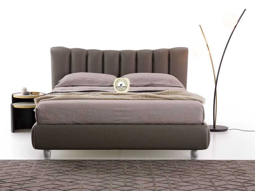Glasgow Upholstered Tufting Bed