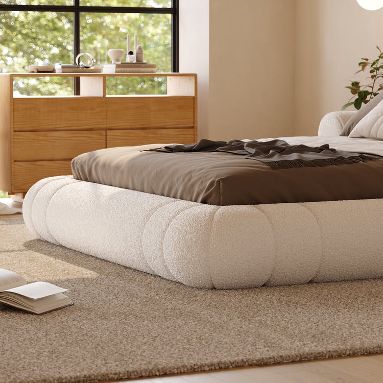 Vanesa Upholstery Bed