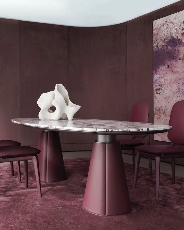 Buck Dining Table