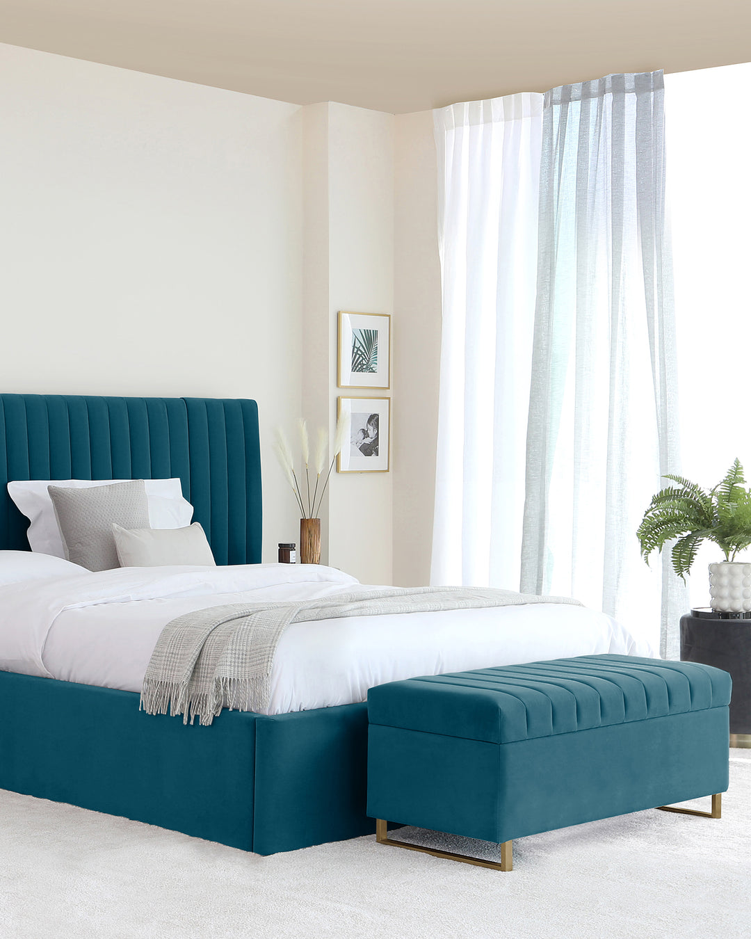 Lavish Ottoman With Storage For Living Room