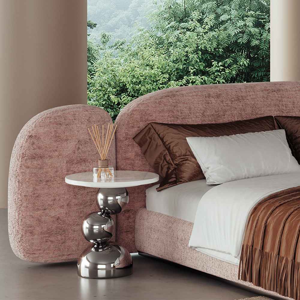 Luxe Mugsy Upholstery Bed