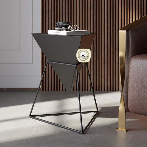 Acrylic Centre Table