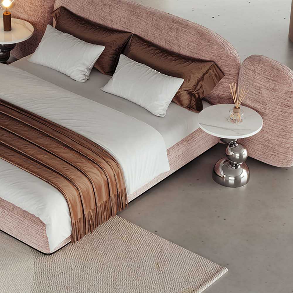 Luxe Mugsy Upholstery Bed