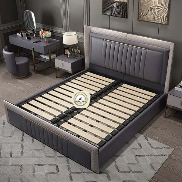 Classic Upholstered Wingback Bed In Purple Leatherate